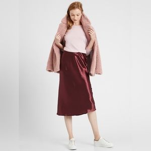 Banana republic burgandy slip skirt wine silky Satin midi bias cut